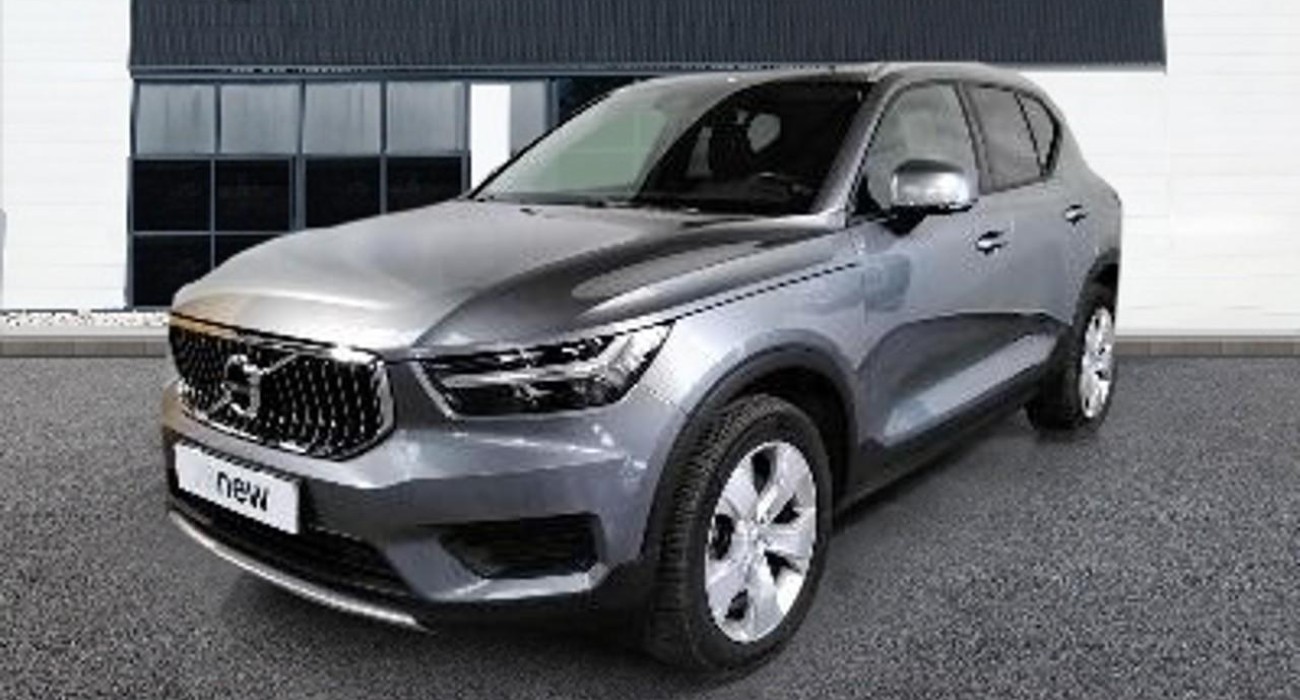 Volvo XC40 D4 AWD AdBlue 190 ch Geartronic 8 Momentum 1