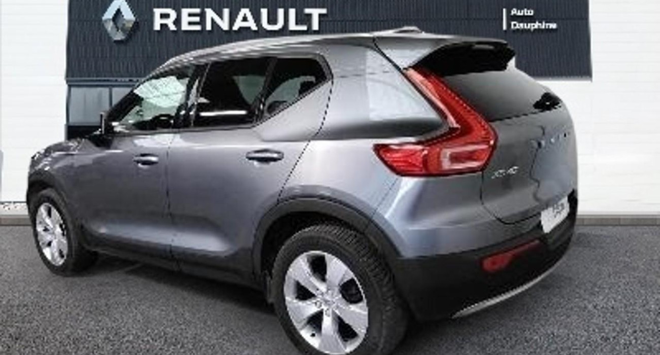 Volvo XC40 D4 AWD AdBlue 190 ch Geartronic 8 Momentum 7