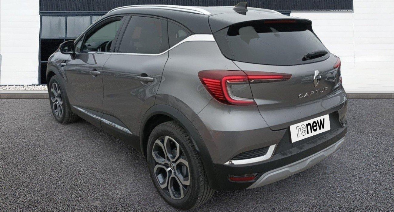 Renault CAPTUR TCe 160 EDC - 21 Intens 3