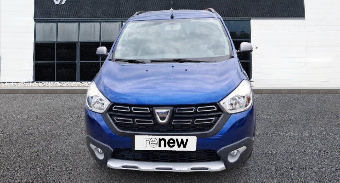 Dacia LODGY TCe 130 FAP 7 places Stepway 4