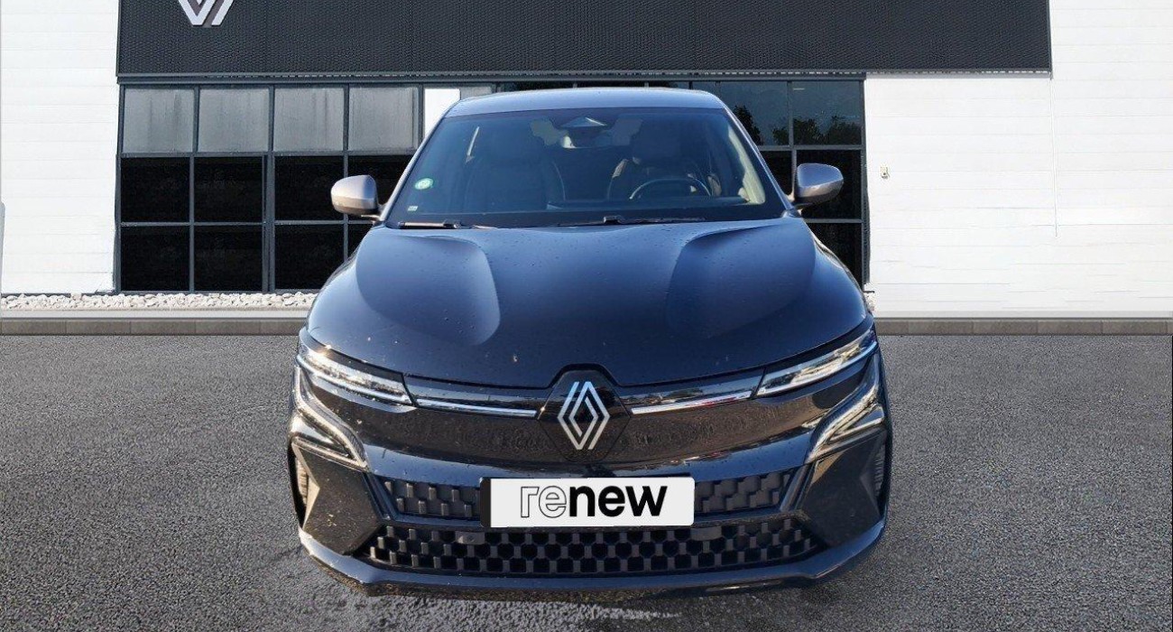 Renault MEGANE Megane E-Tech EV60 220 ch super charge Iconic 4