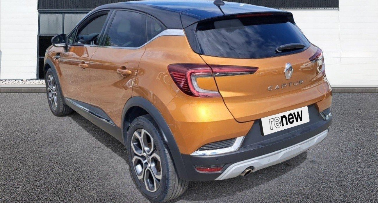 Renault CAPTUR TCe 100 Intens 3