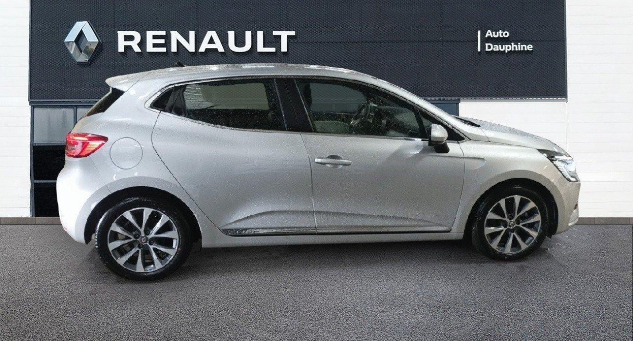 Renault CLIO Clio E-Tech 140 Intens 2