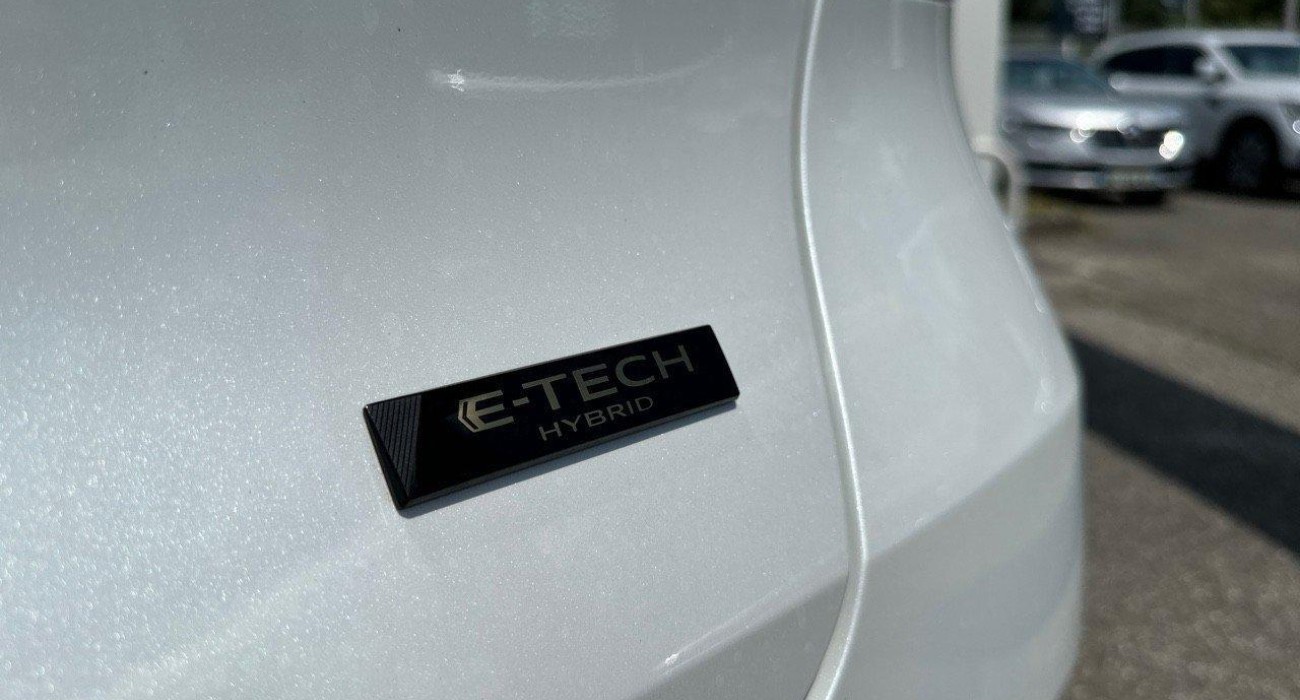 Renault CAPTUR E-Tech full hybrid 145 Engineered 15