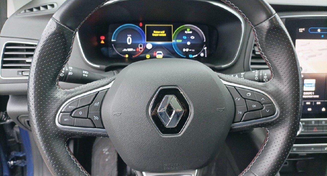 Renault MEGANE Mégane IV Berline E-TECH Plug-In Hybride 160 R.S. Line 6