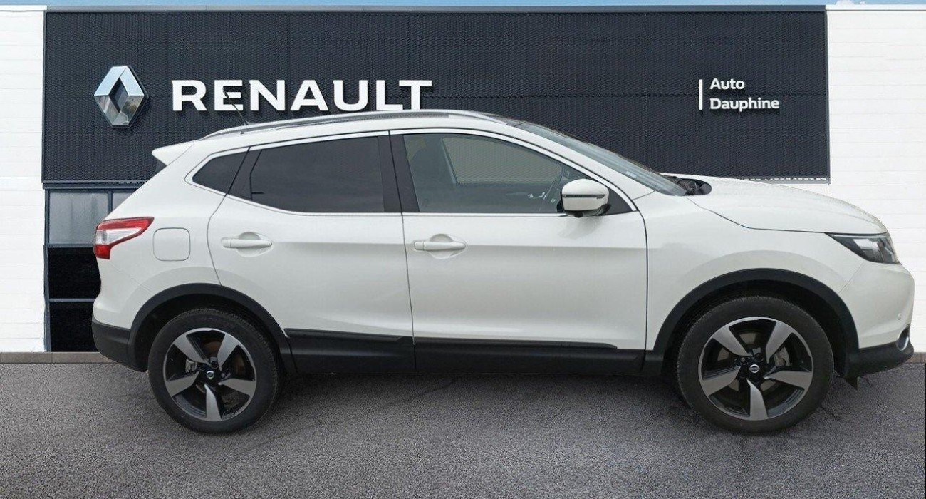 Nissan QASHQAI  1.2 DIG-T 115 N-Connecta 2